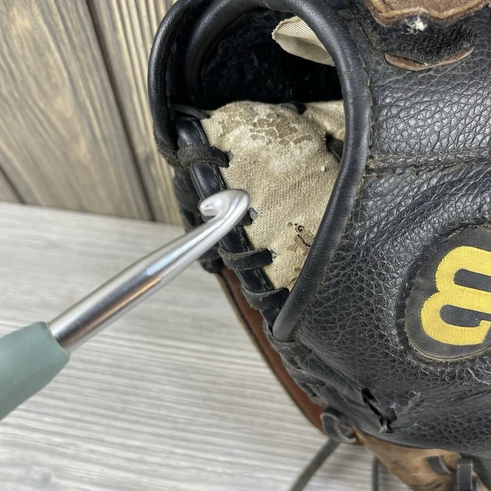 Wilson MLB Custom Fit Youth Baseball Glove 11.5